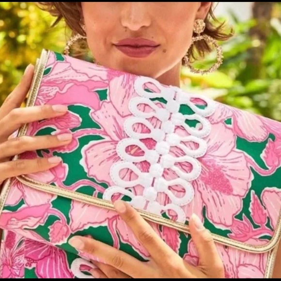 🆕 LILLY PULITZER Lilly Pulitzer Hibiscus Kiss Envelope Pouch Purse NWOT - Picture 4 of 16